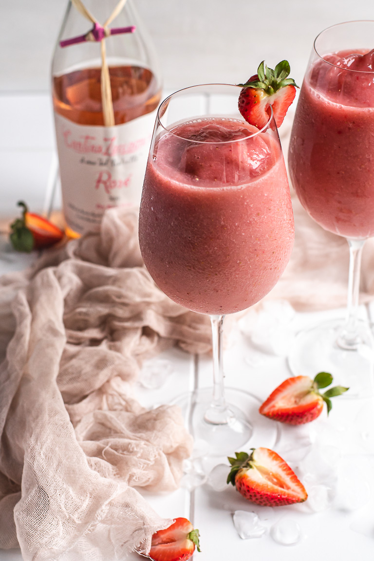 Easy Strawberry Frose'