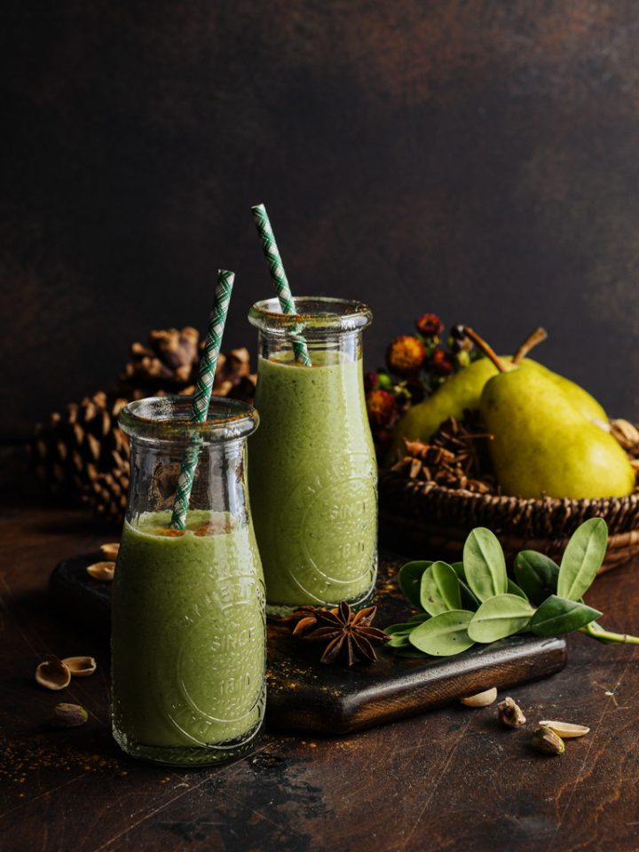 Spiced Pear & Pistachio Smoothie