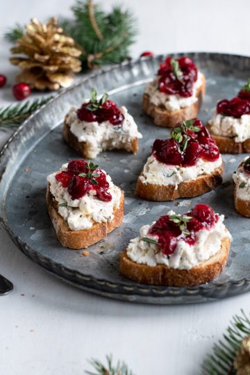 Vegan Cranberry and Herbed Cheese Crostini - Spoonful of Plants