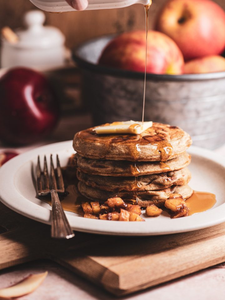Healthy Apple Oat Pancakes